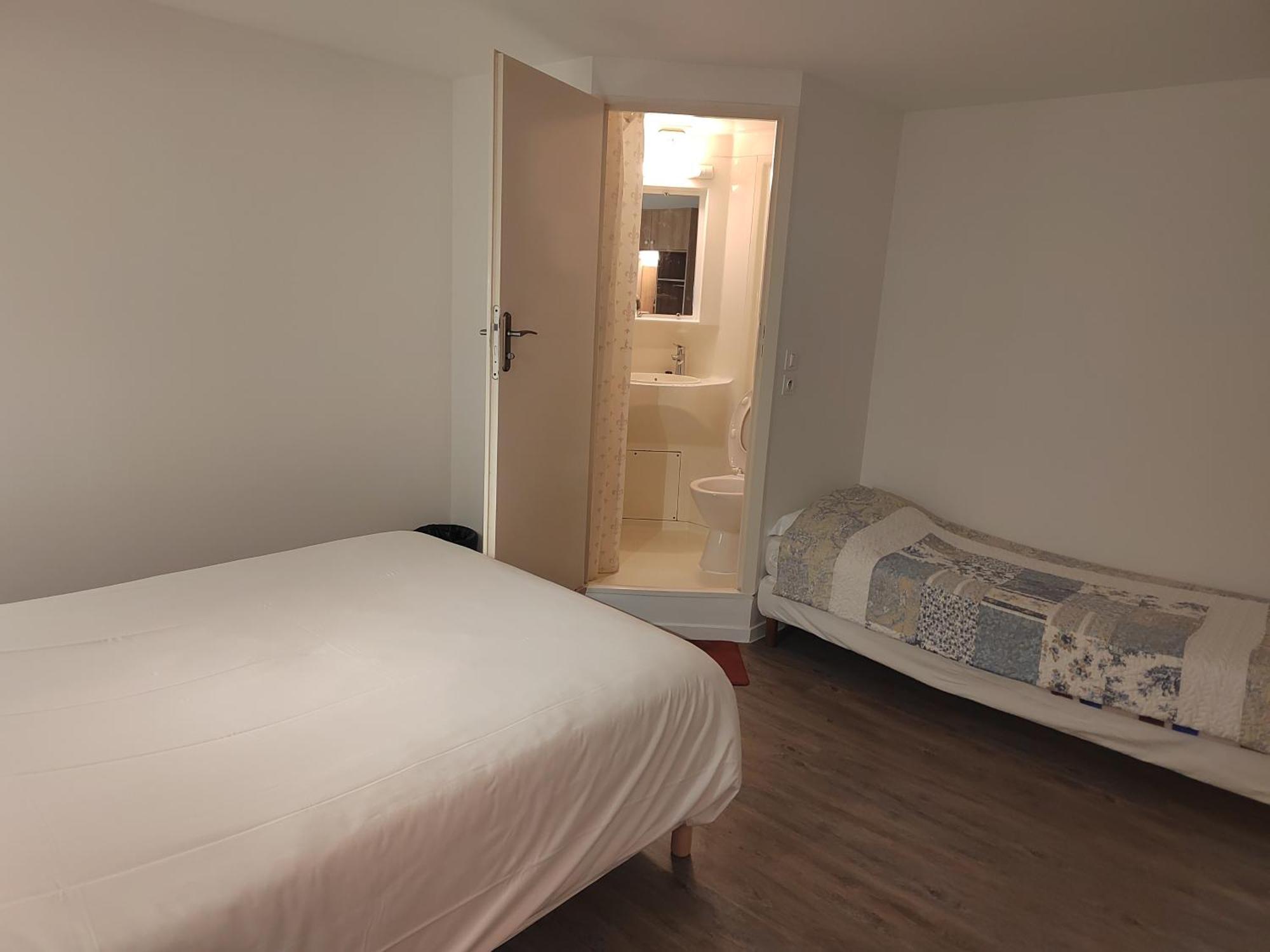 Fasthotel Paris Ouest Bouafle Экстерьер фото