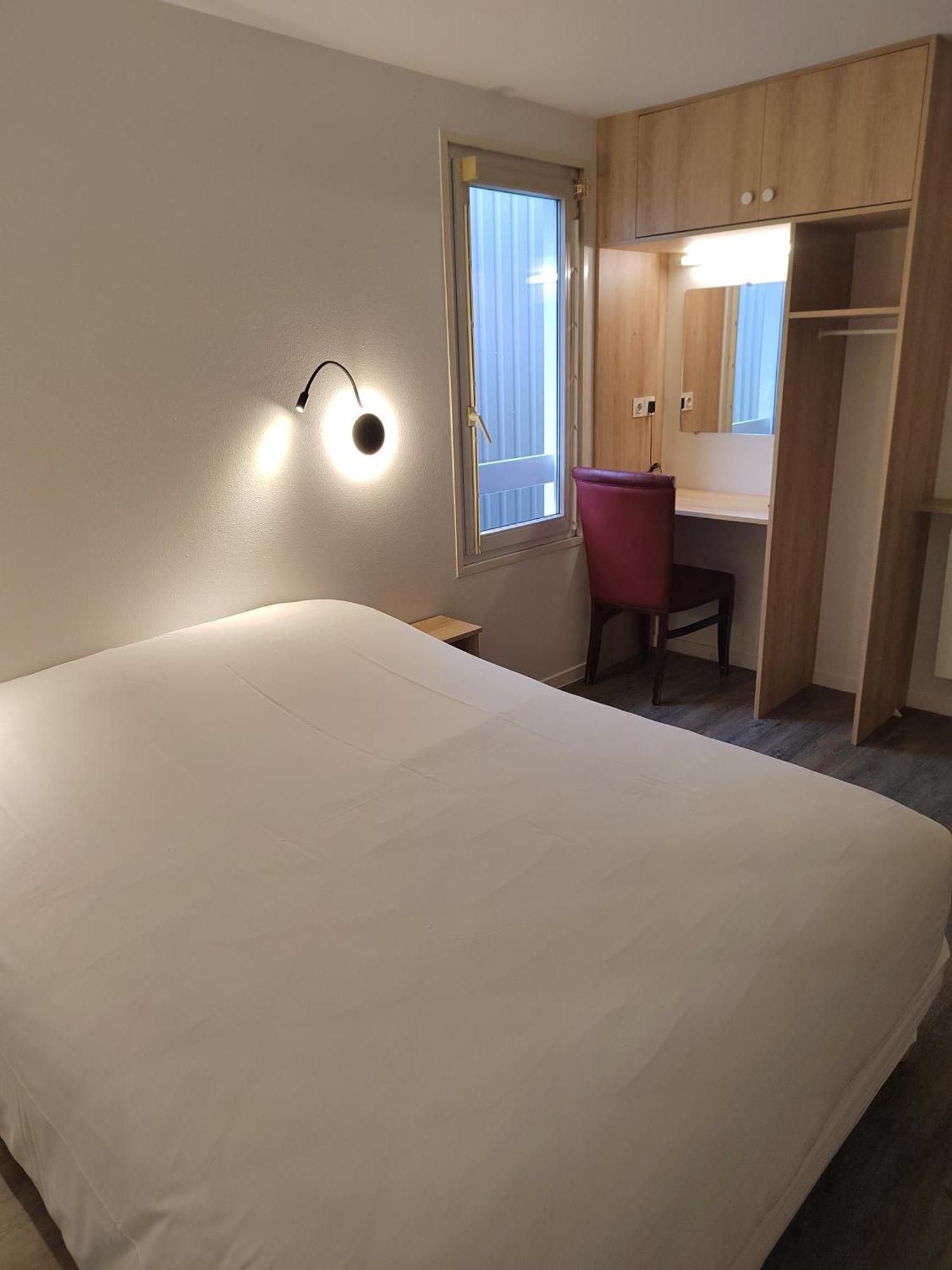 Fasthotel Paris Ouest Bouafle Экстерьер фото